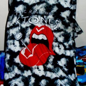 rolling stones tongue and nail 2024 m woman tee - jagger keith sway satisfaction